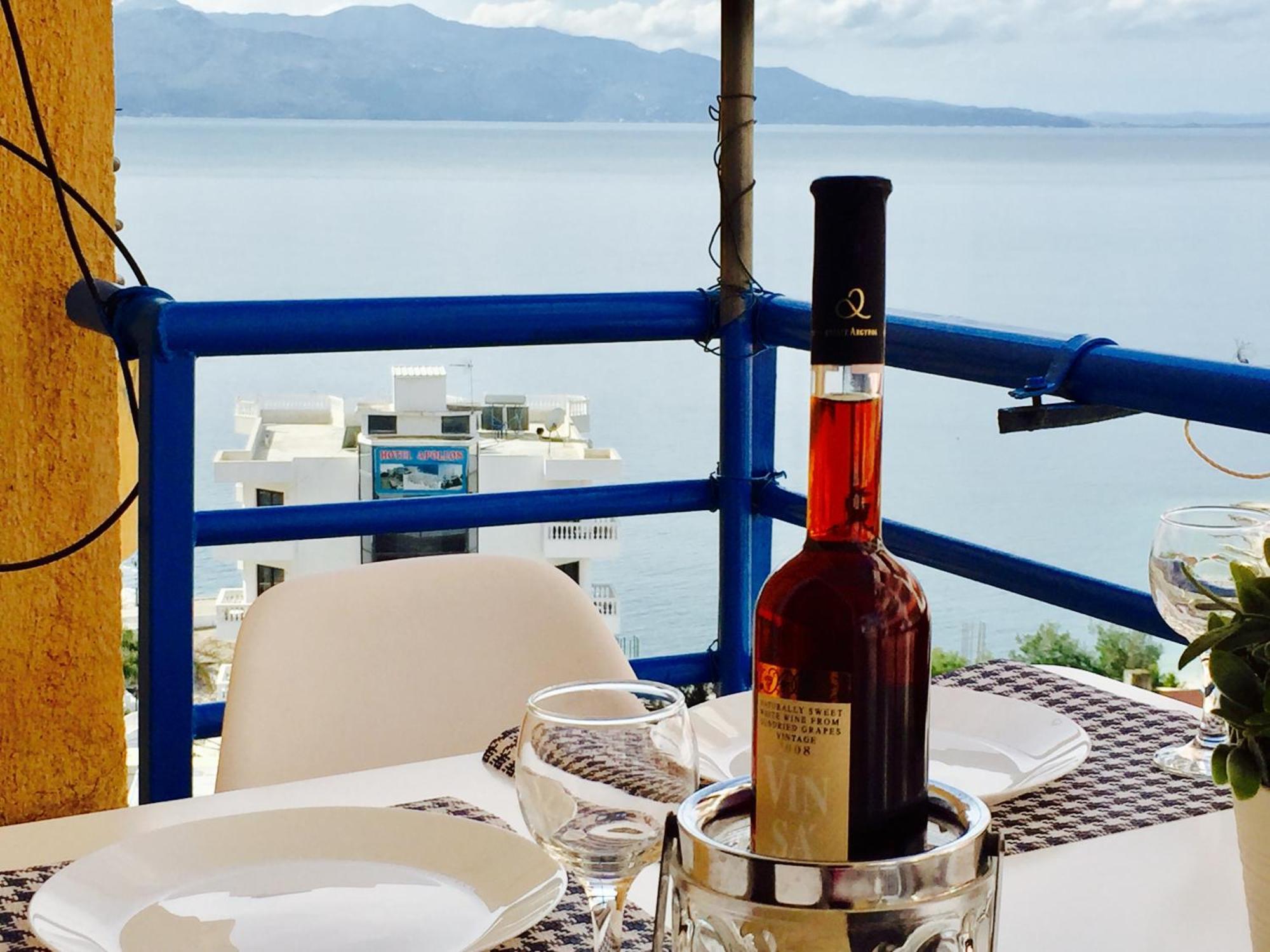 Sea And Sky Apartments Sarande Phòng bức ảnh