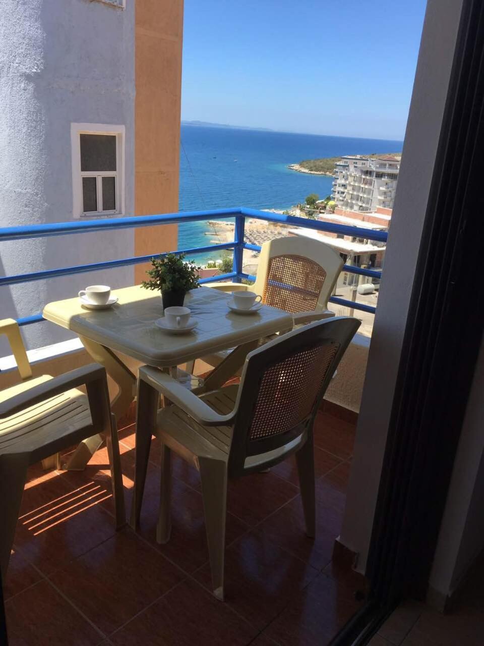 Sea And Sky Apartments Sarande Phòng bức ảnh